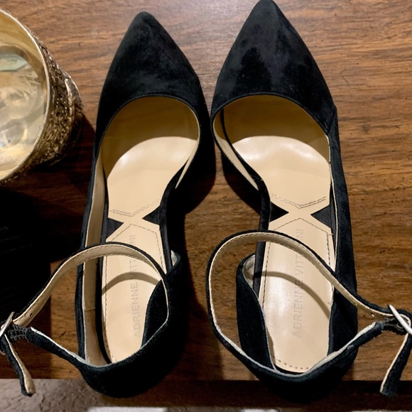 Classy Black Heel Pointed Toe with Ankle Strap - Picture 2 of 6